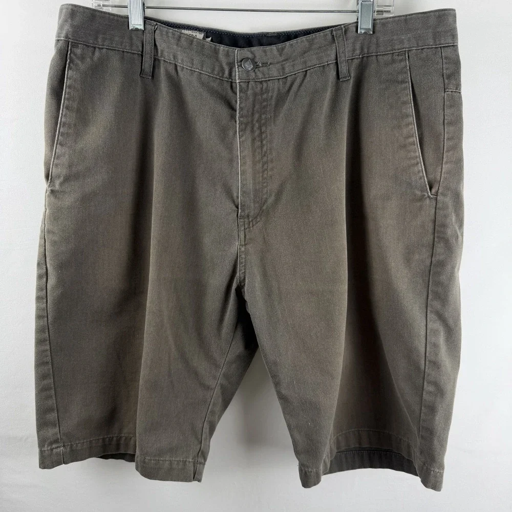 Volcom Shorts Mens Gray Corpo Class Chino Flat Front Skate Cotton Poly Sz‎ 36